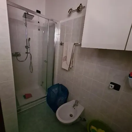 In Vicino Al Centro Con Piscina شقة بسكييرا ديل غاردا